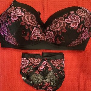 Torrid Rose Lace Rich Black Bra and Panty Set